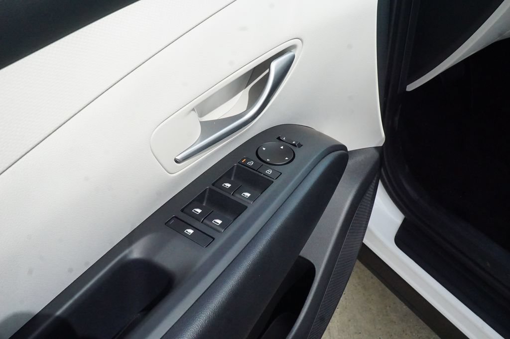New 2026 Hyundai Tucson SEL FWD image 16