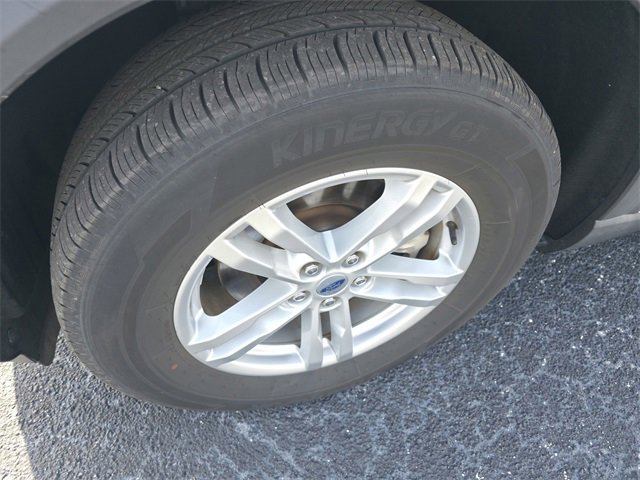 Used 2020 Ford Explorer XLT w/ Equipment Group 202A image 10