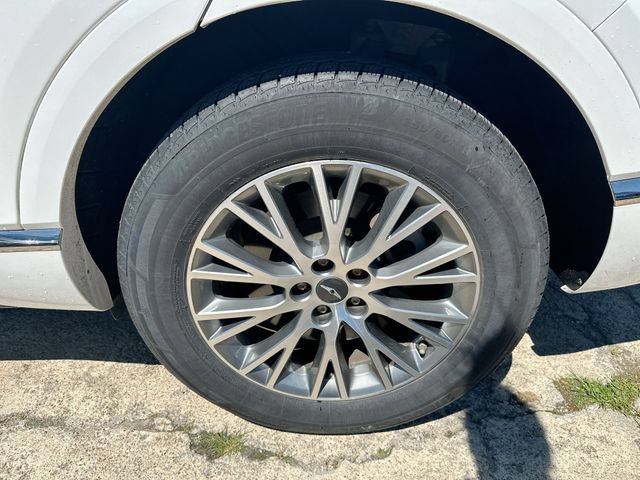 Used 2024 Genesis GV80 2.5T AWD/4WD image 46