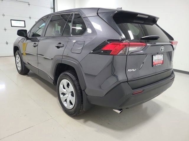 Used 2024 Toyota RAV4 LE AWD/4WD image 9