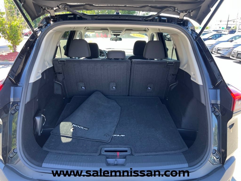 Certified 2023 Nissan Rogue SV AWD/4WD image 20