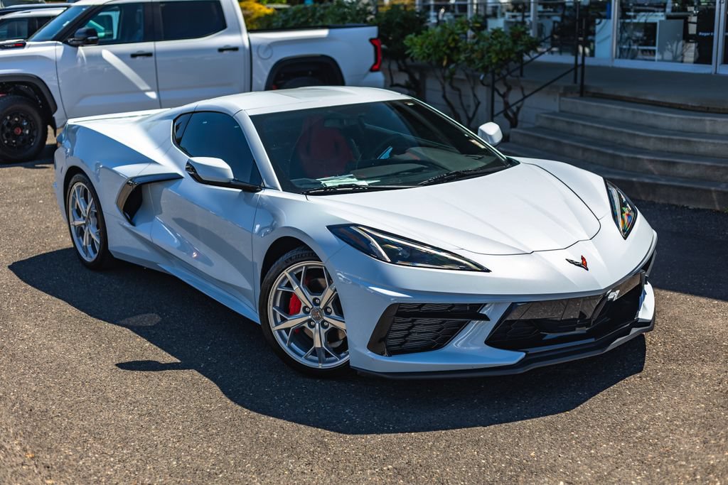 Used 2023 Chevrolet Corvette Stingray Coupe w/ 1LT RWD image 2