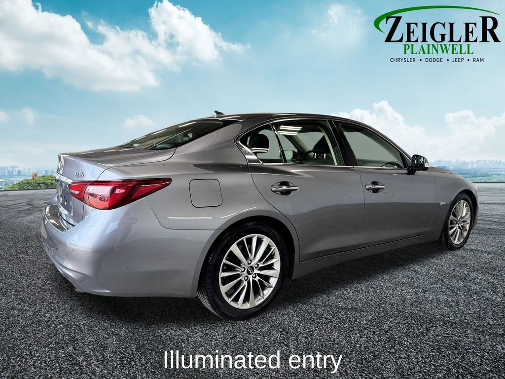 Used 2018 INFINITI Q50 Luxe AWD/4WD image 6
