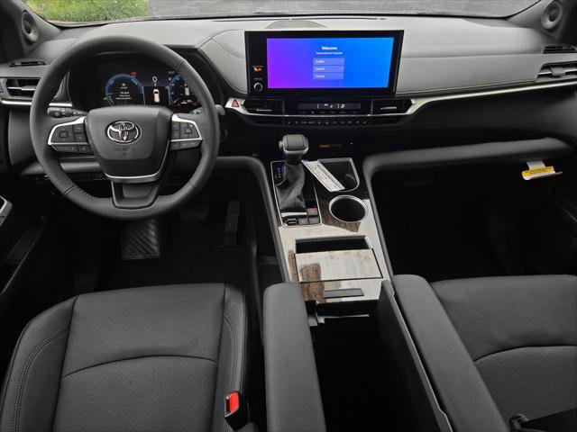 Certified 2026 Toyota Sienna Limited FWD image 13