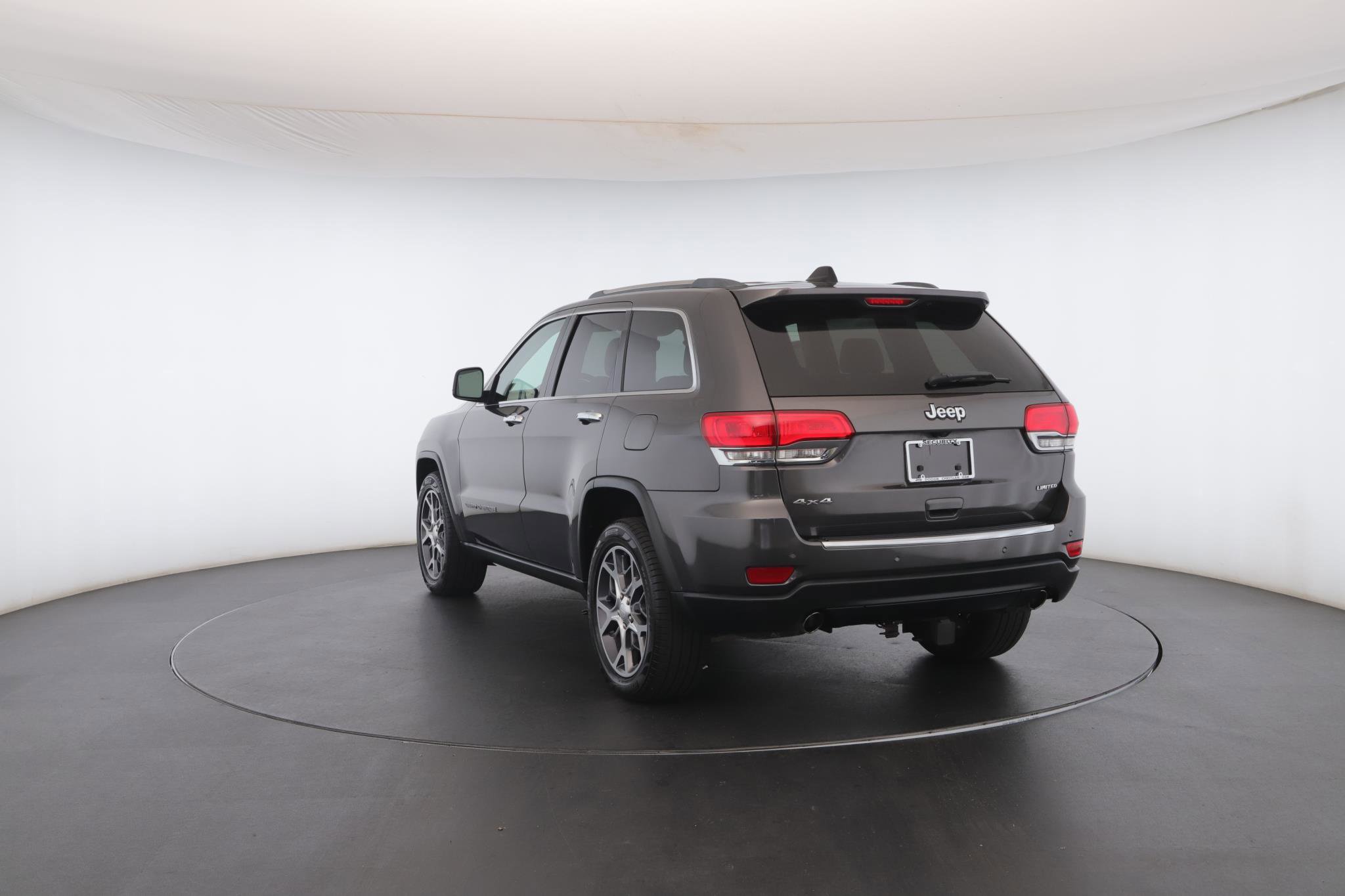 Certified 2019 Jeep Grand Cherokee Limited image 24