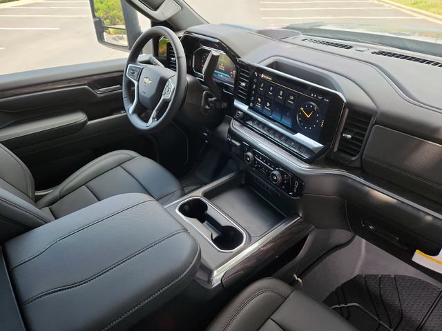 New 2026 Chevrolet Silverado 3500 LTZ w/ LTZ Plus Package AWD/4WD image 19