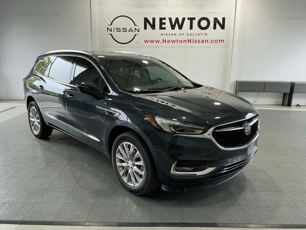 Used 2020 Buick Enclave Essence w/ LPO, Cargo Package FWD image 1