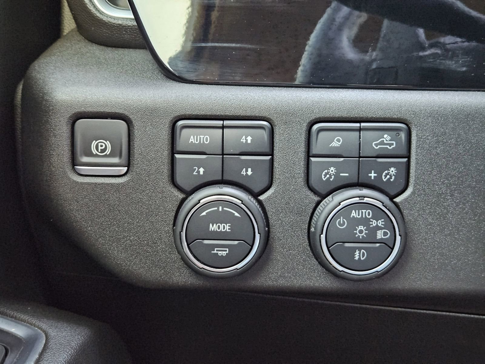 Certified 2024 Chevrolet Silverado 1500 High Country image 24