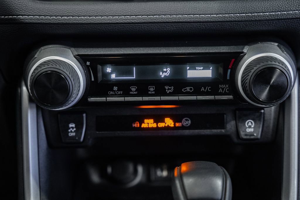 Used 2025 Toyota RAV4 LE image 19