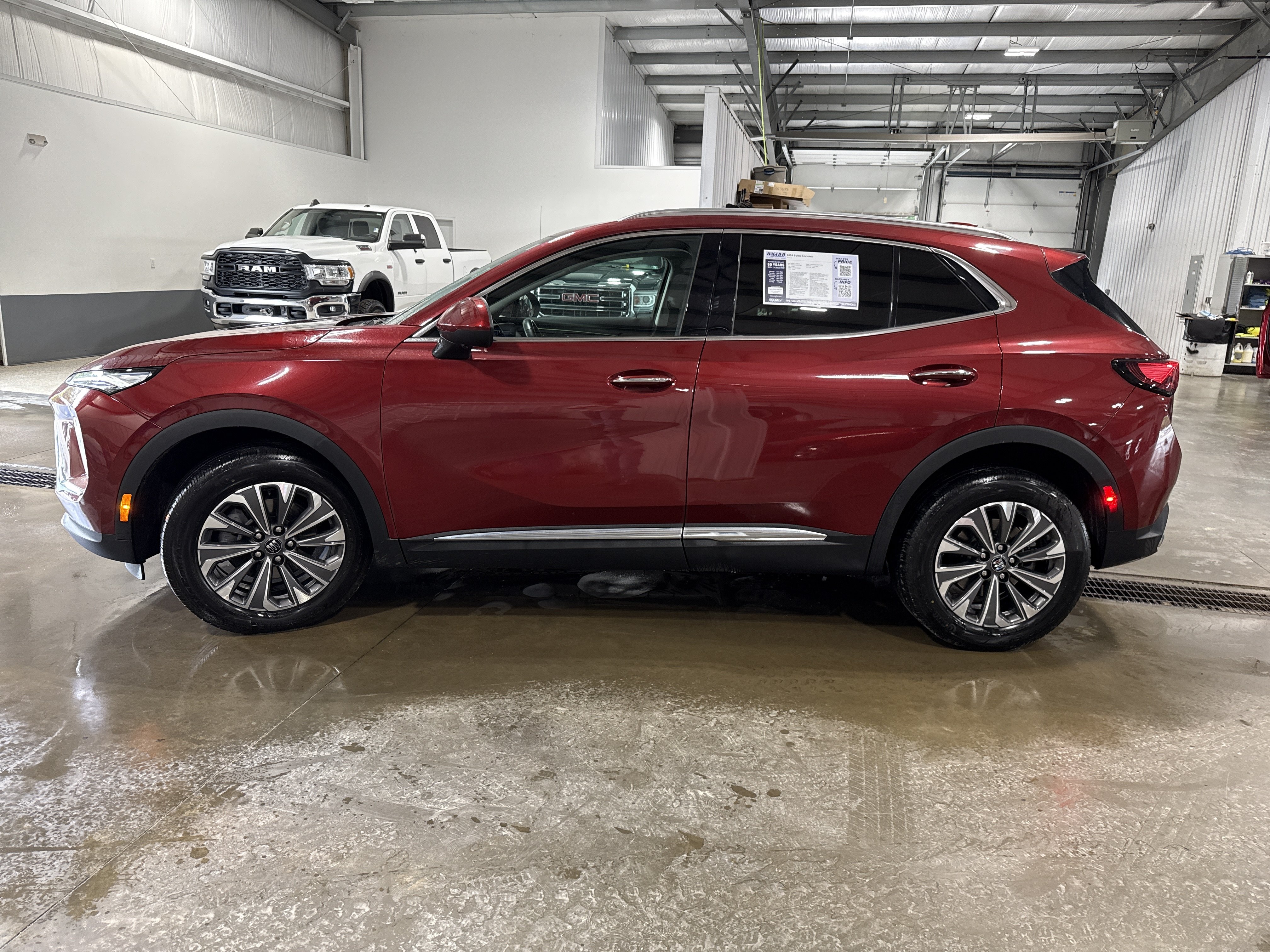 Used 2024 Buick Envision Preferred AWD/4WD image 5
