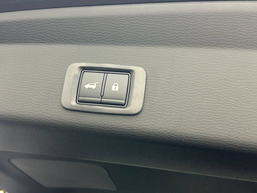 New 2026 Mitsubishi Outlander SE FWD image 17