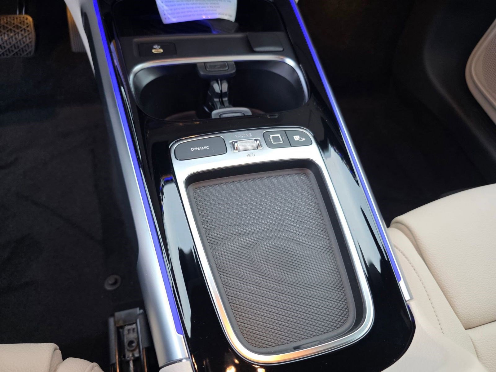 New 2026 Mercedes-Benz GLB 250 4MATIC image 28