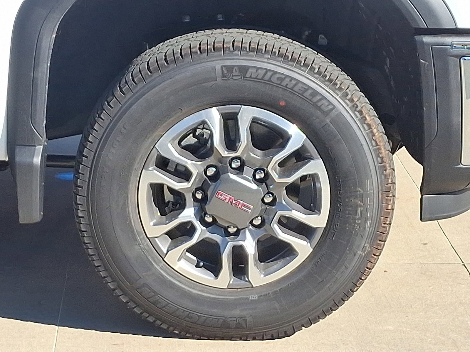 New 2026 GMC Sierra 2500 SLE w/ SLE Value Package; image 8