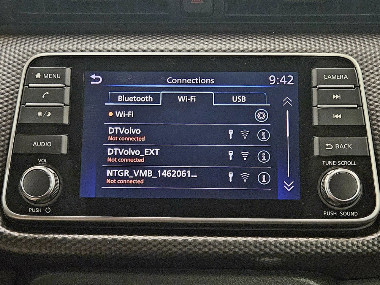 Used 2018 Nissan Kicks SV w/ Exterior Package image 19