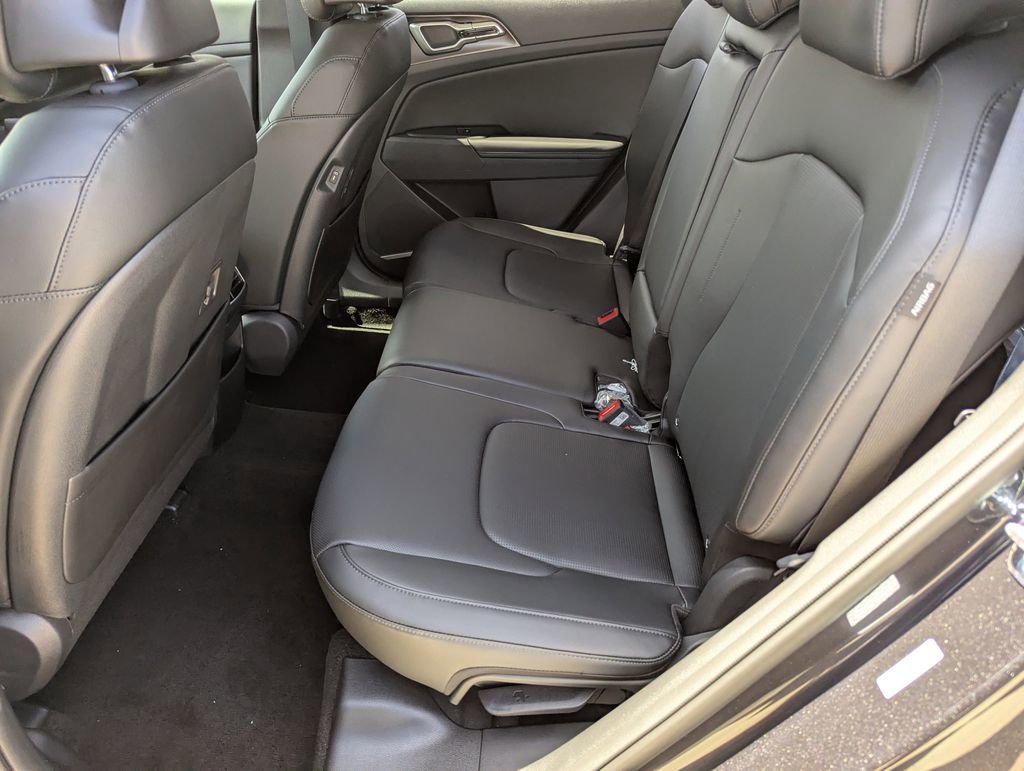 New 2026 Kia Sportage EX image 17