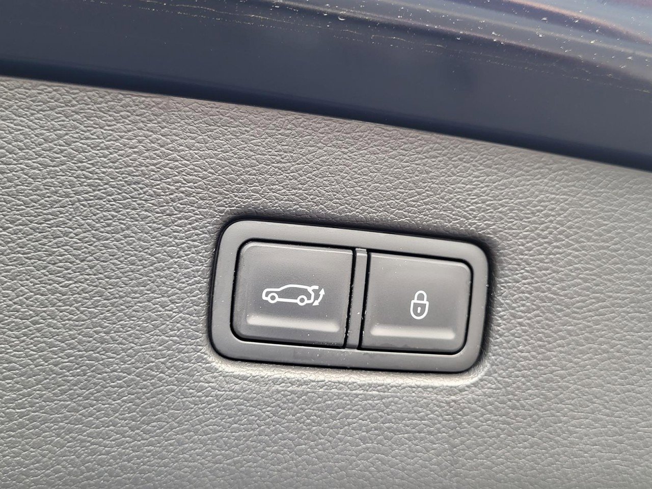 Used 2024 Genesis GV80 2.5T image 5