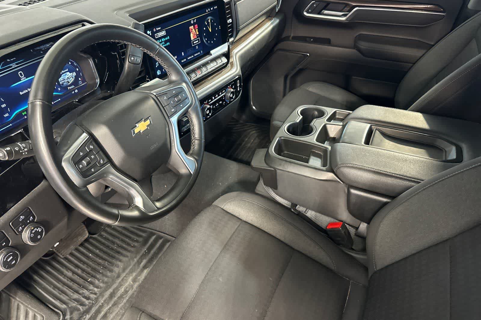 Used 2023 Chevrolet Silverado 1500 LT AWD/4WD image 14