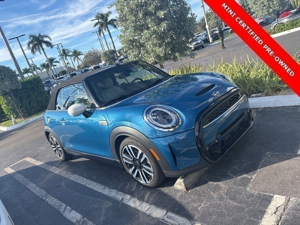Used 2023 MINI Cooper S w/ Signature Upholstery Package image 2
