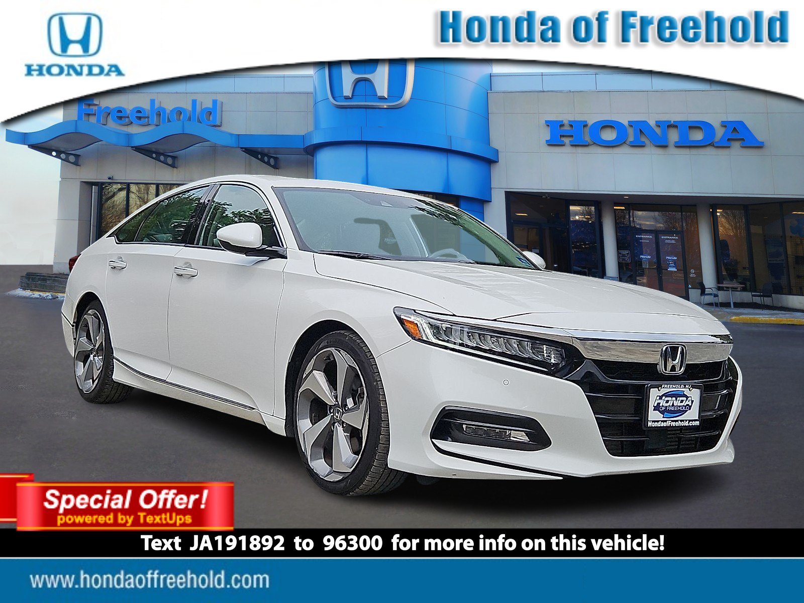 Used 2018 Honda Accord Touring image 1