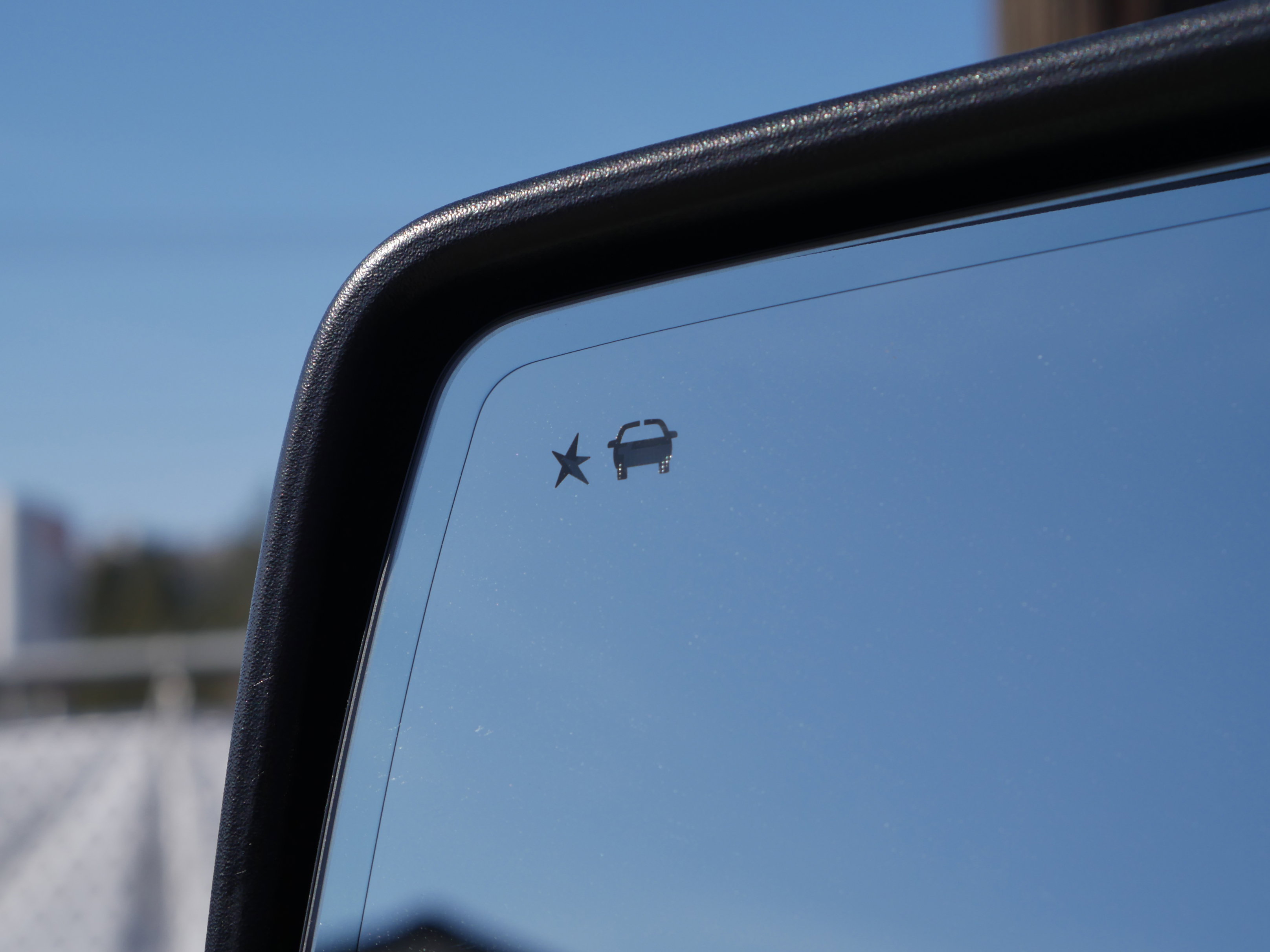 Used 2022 GMC Sierra 1500 AT4X image 46