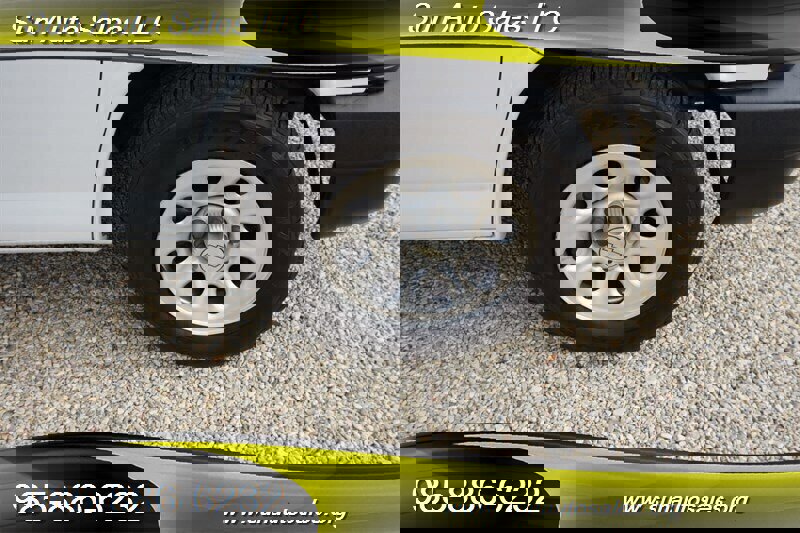 Used 2010 Chevrolet Express 1500 image 31