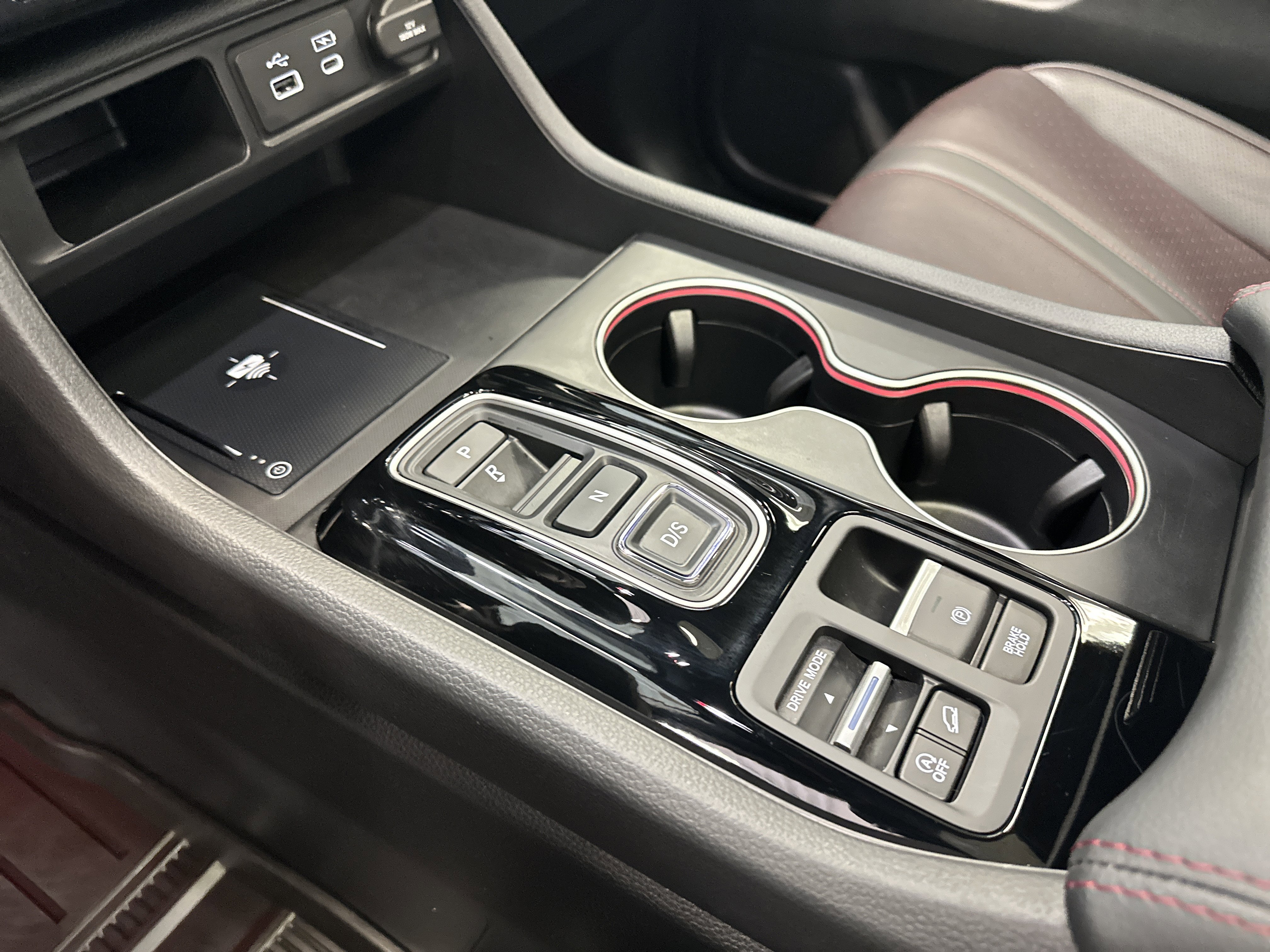 Used 2025 Honda Pilot Black Edition image 34