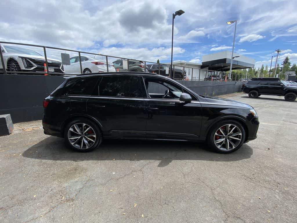 Used 2023 Audi SQ7 Prestige AWD/4WD image 7