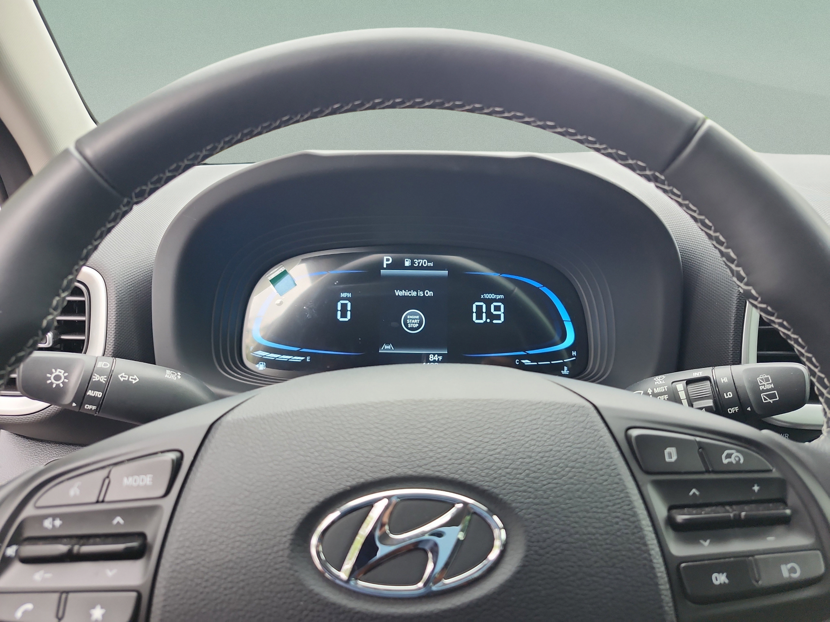 Certified 2026 Hyundai Venue SEL FWD image 10