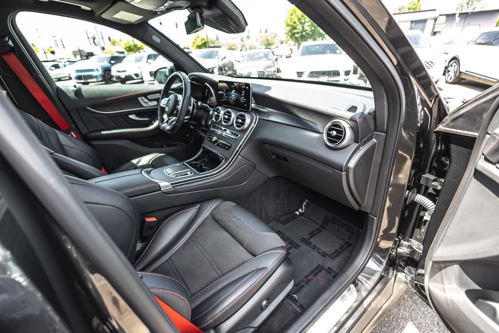 Used 2022 Mercedes-Benz GLC 43 AMG 4MATIC image 24