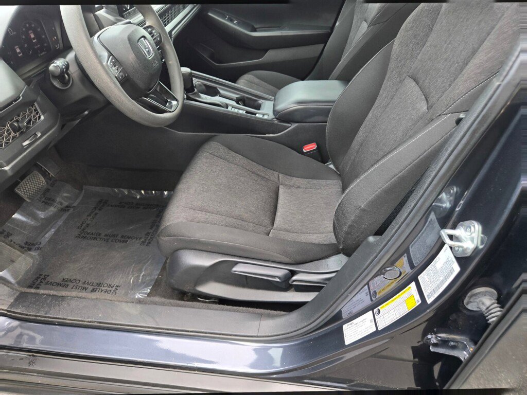 Used 2023 Honda Accord LX image 18