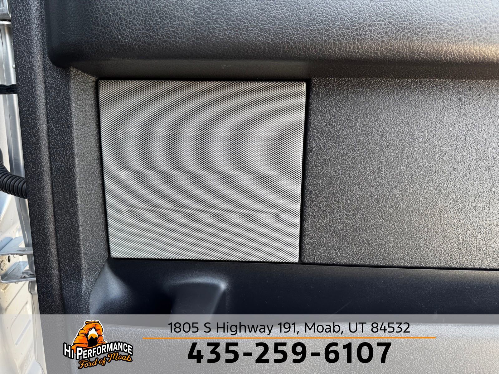 Used 2014 Ford F150 Raptor w/ Equipment Group 801A Luxury AWD/4WD image 52