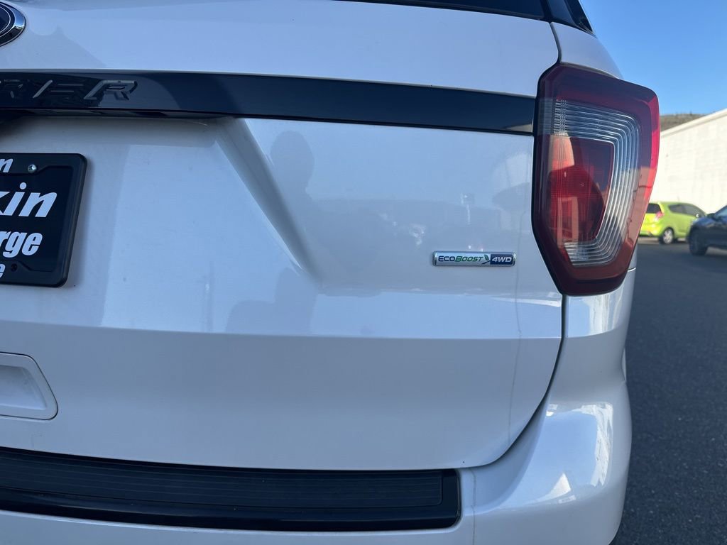 Used 2018 Ford Explorer Sport w/ Equipment Group 401A image 32