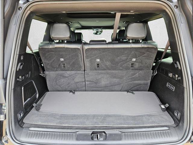 Used 2022 Jeep Wagoneer Series III w/ Premium Group I AWD/4WD image 6