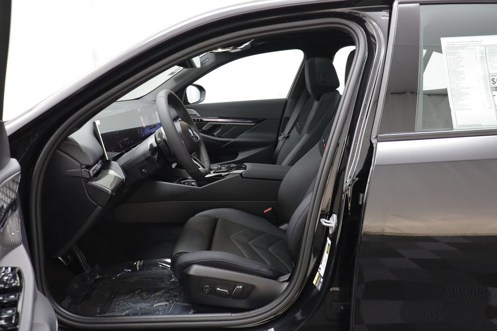 New 2026 BMW i5 eDrive40 w/ M Sport Package image 5