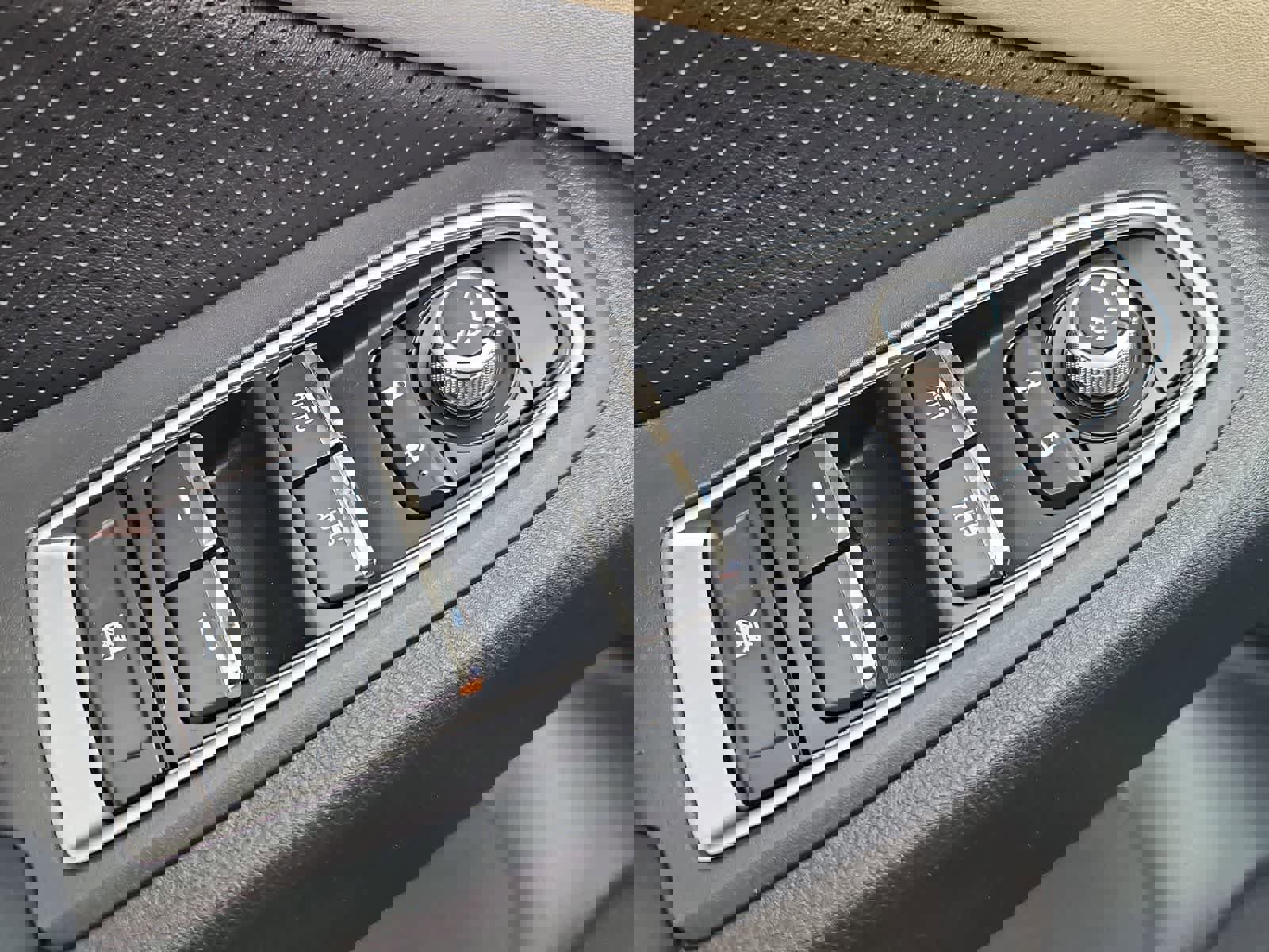 Used 2020 Subaru Ascent Limited w/ Technology Package image 17