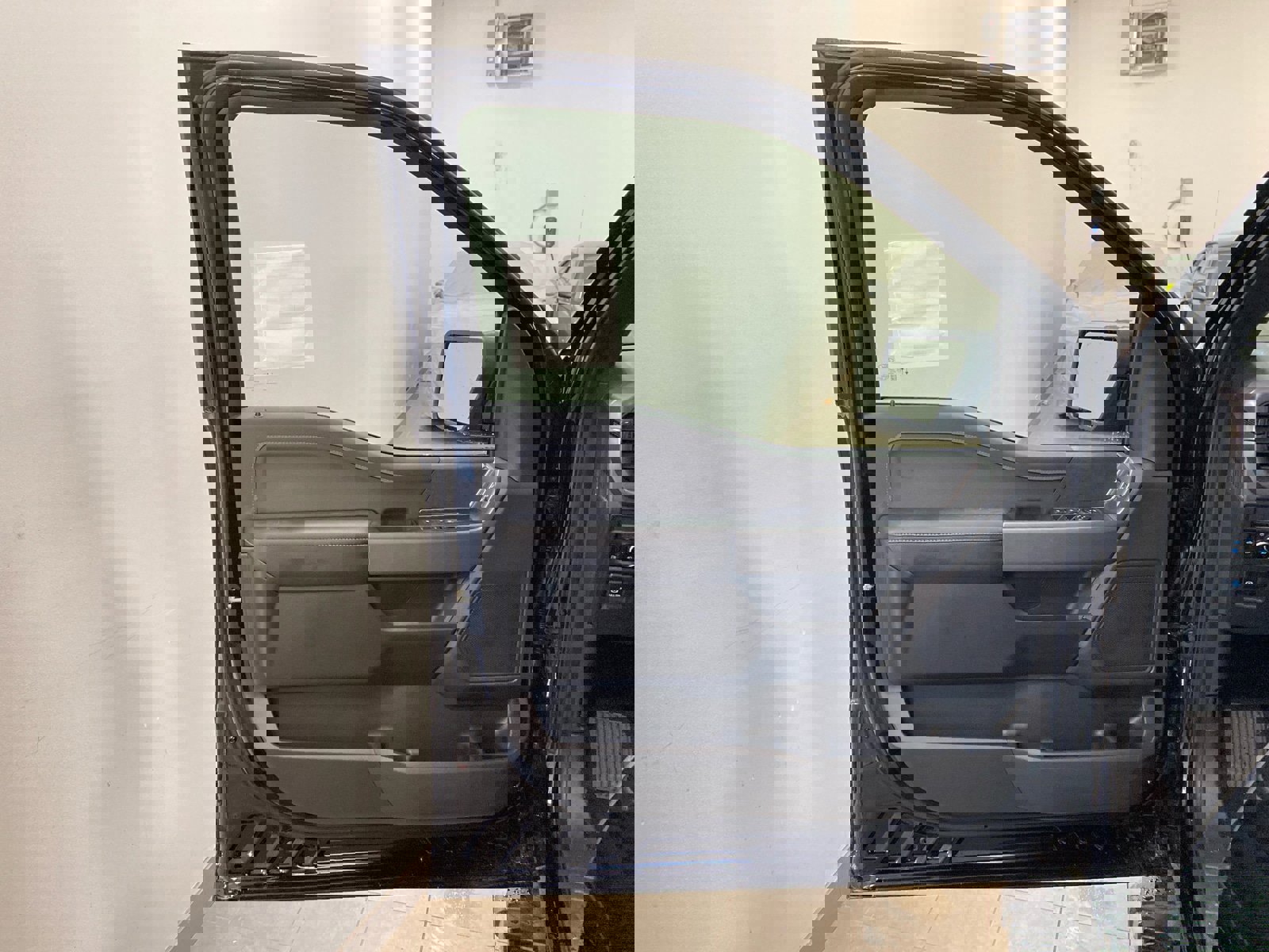 New 2026 Ford F150 XLT w/ Mobile Office Package image 44