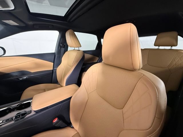 Used 2025 Lexus RX 350 Premium w/ Accessory Package (Z1) FWD image 8