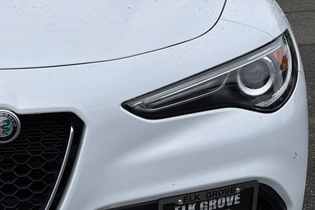 Used 2019 Alfa Romeo Stelvio Ti image 53