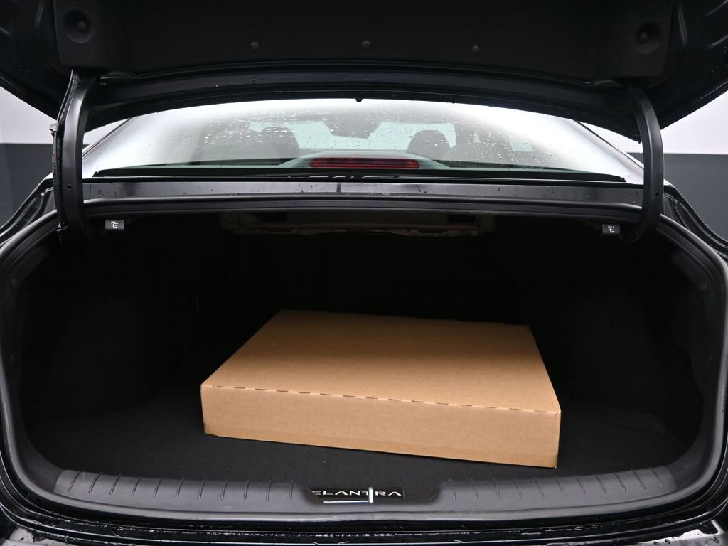 New 2026 Hyundai Elantra SEL Sport image 30