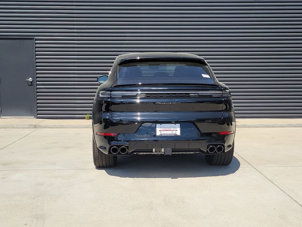 New 2026 Porsche Cayenne GTS image 4
