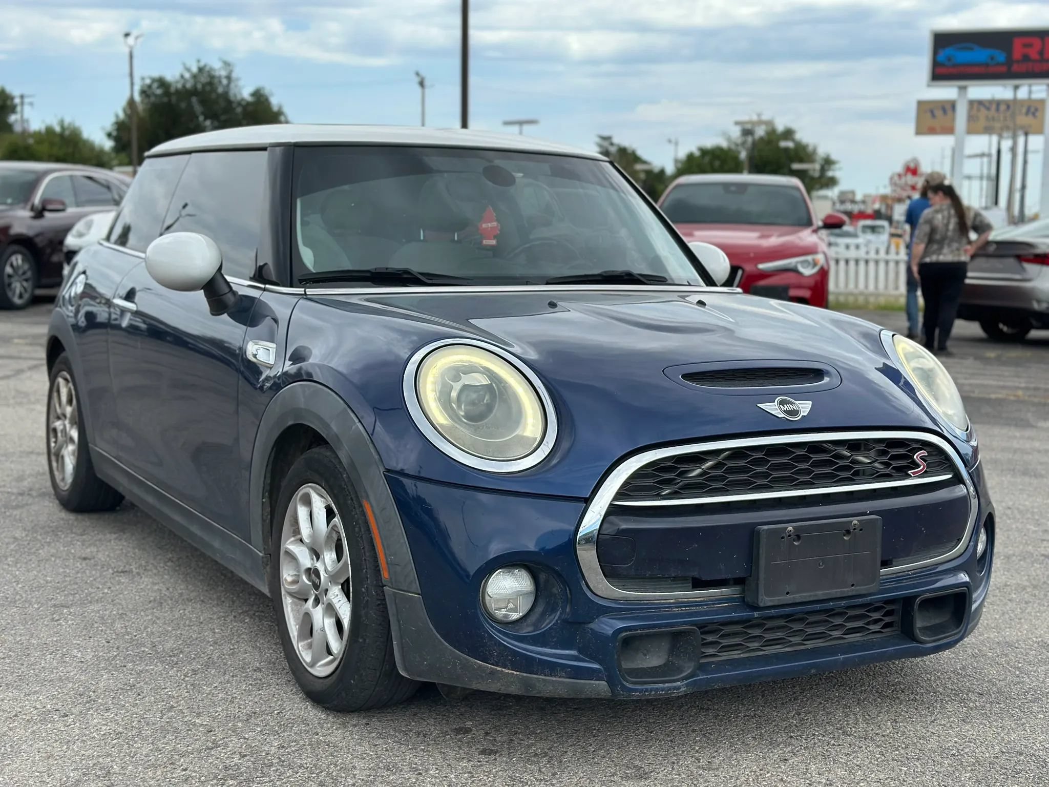 Used 2015 MINI Cooper S FWD image 4
