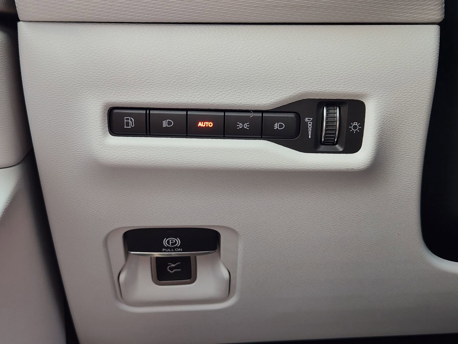 New 2026 Jeep Cherokee Limited image 31