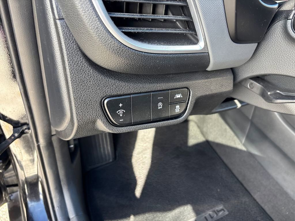 Certified 2023 Kia Seltos LX image 31