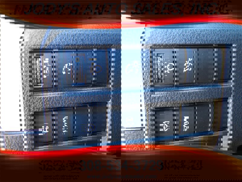 Used 2024 Toyota Tacoma TRD Off-Road image 8