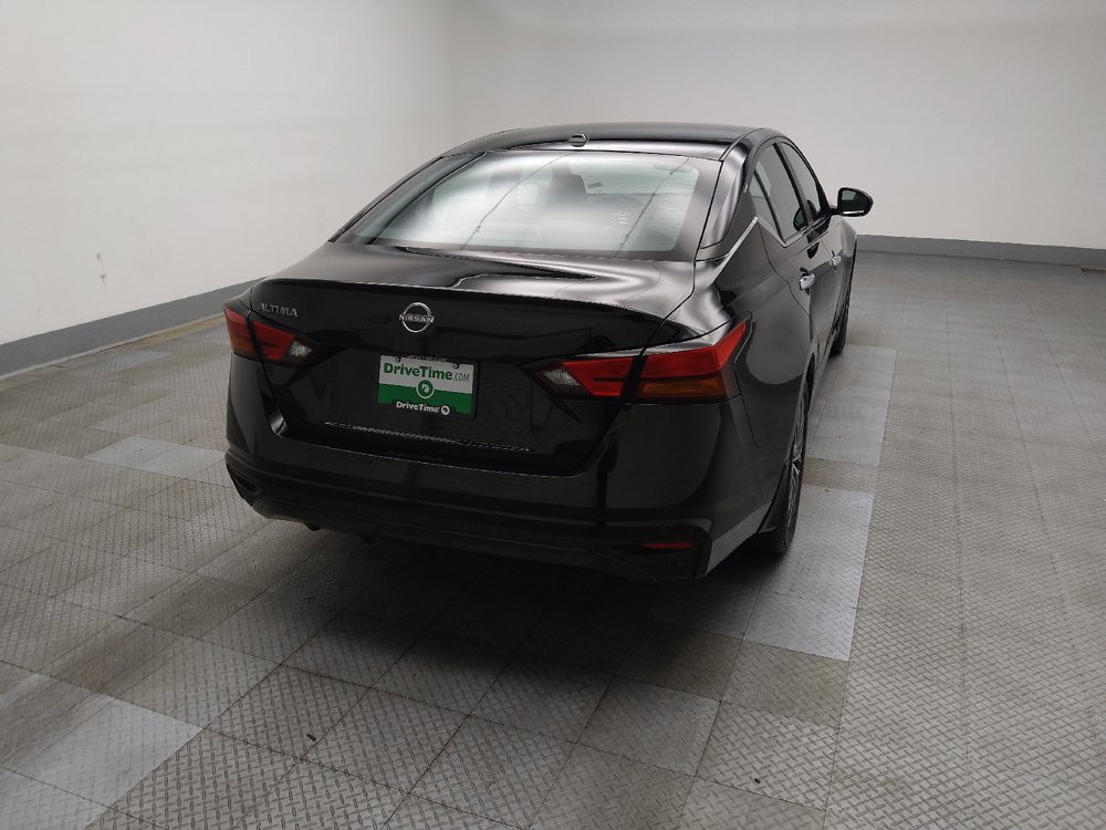 Used 2025 Nissan Altima 2.5 SV FWD image 9