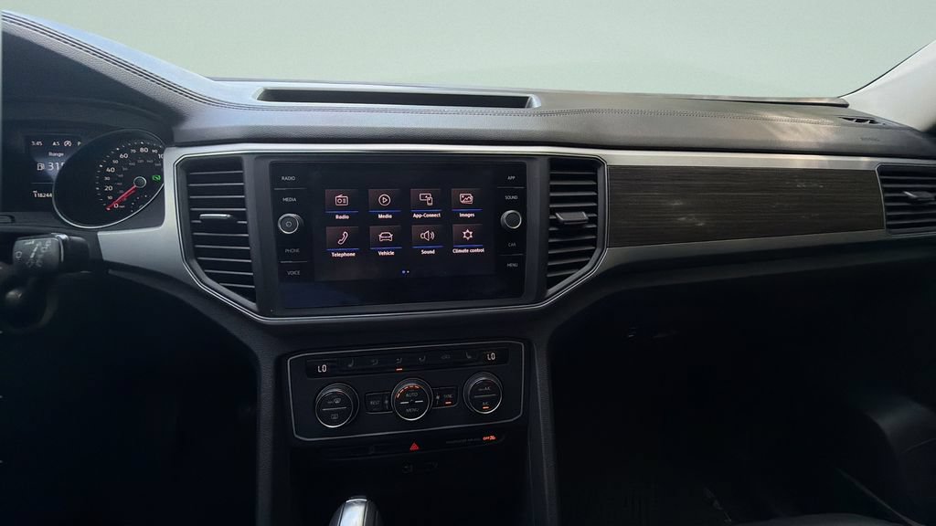 Used 2018 Volkswagen Atlas SE AWD/4WD image 18
