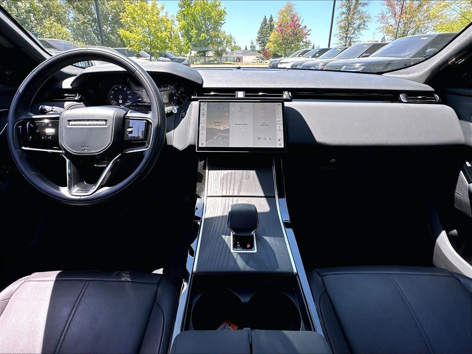 Used 2026 Land Rover Range Rover Velar S AWD/4WD image 19