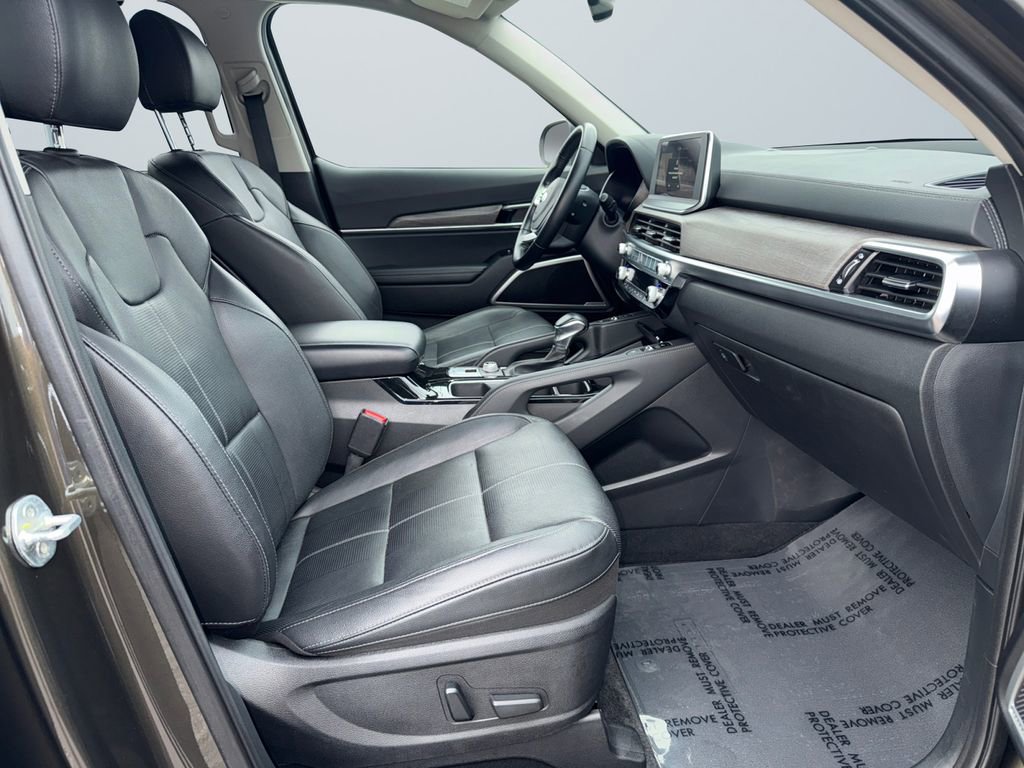 Used 2021 Kia Telluride EX w/ EX Premium Package image 15