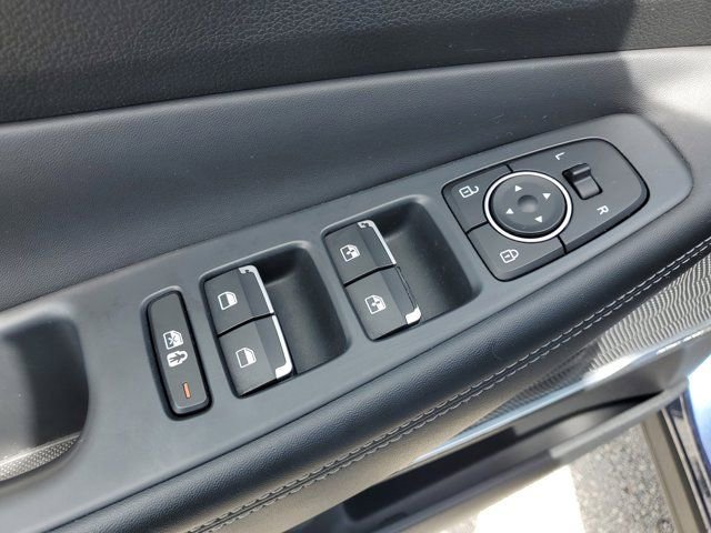 Certified 2023 Hyundai Santa Fe SEL w/ Premium Package image 19