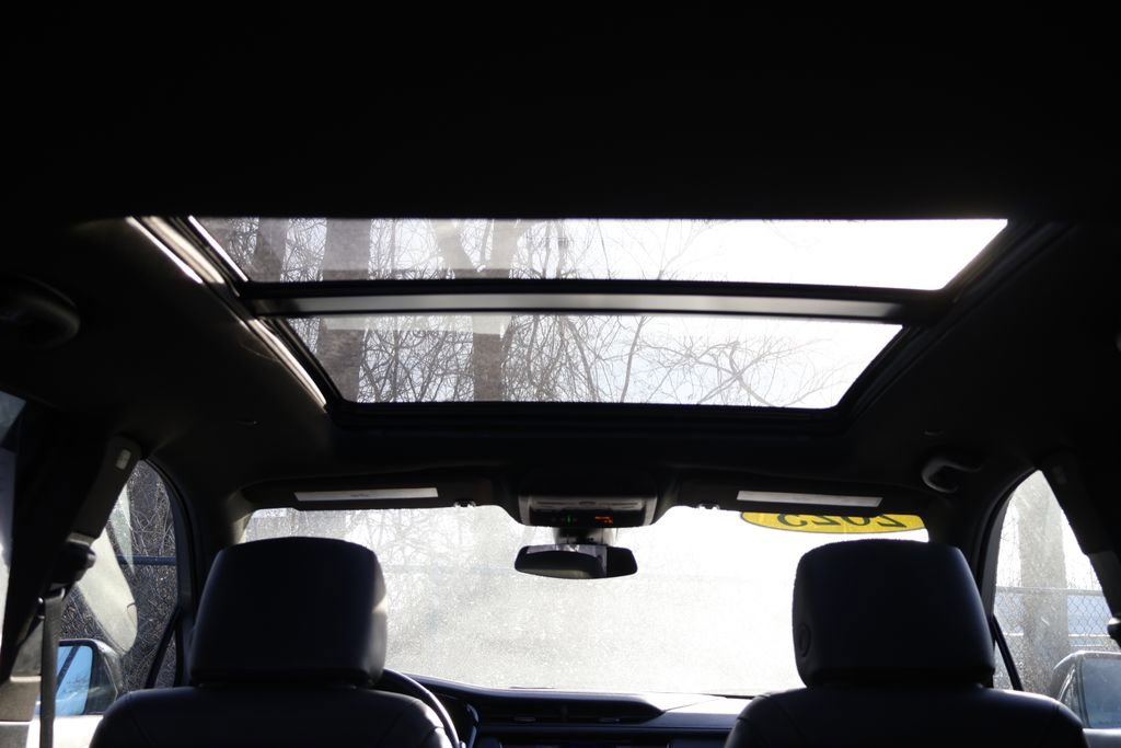 Used 2025 Cadillac XT5 Premium Luxury image 54